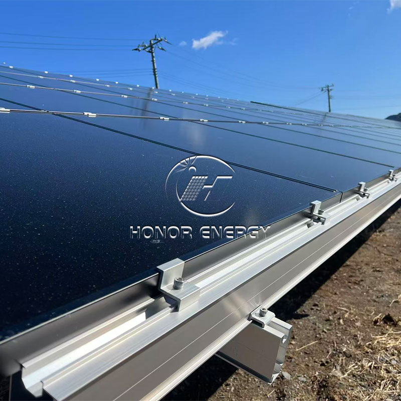 SCREW PAILE Solar Aluminium Ground Mount